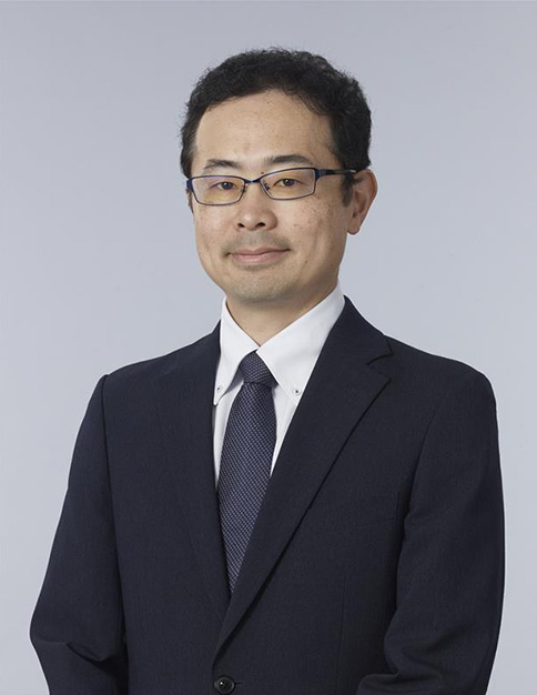 福永 佳史 氏